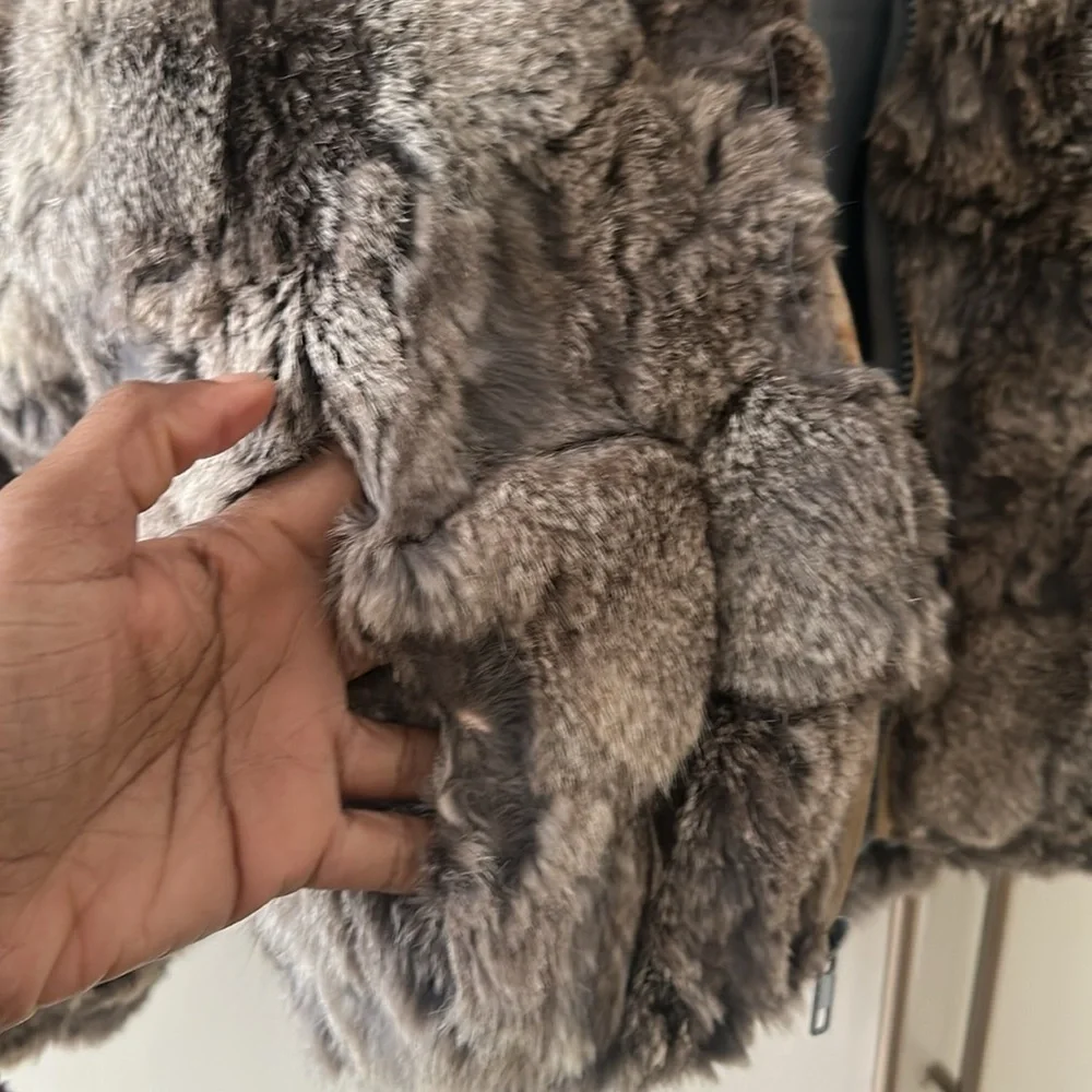 KC Fur Collections - Picture 5 of 5